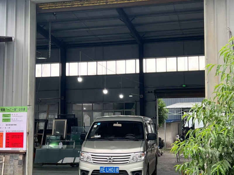 瀘州市藍田工業園區內 機場路旁廠房出租 近二環路