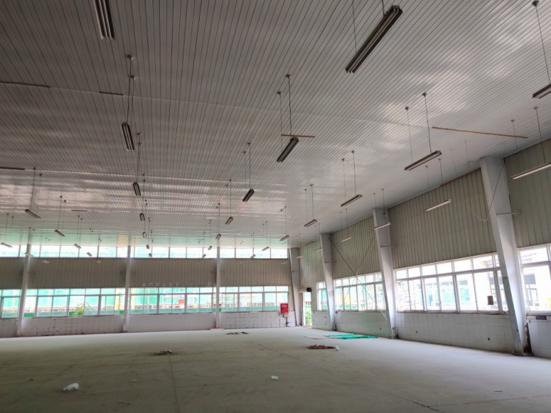 直租溫江萬盛地鐵口廠房一萬平加辦公區(qū)可分可整租