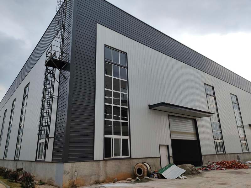 都江堰4500平米糕點(diǎn)烘焙車間出租