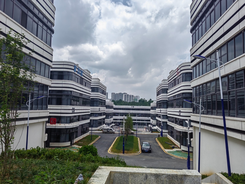 貴陽云巖主城區(qū)產(chǎn)業(yè)園三層工業(yè)別墅