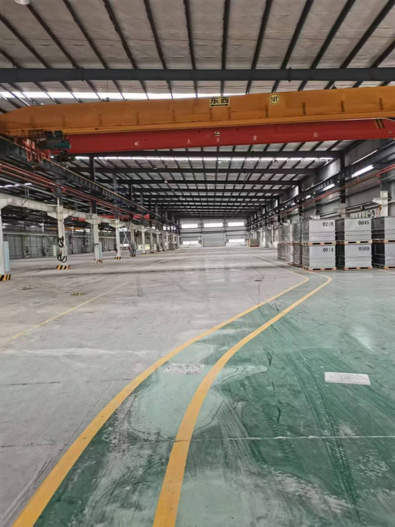 經(jīng)開(kāi)區(qū)單層帶行車(chē)鋼結(jié)構(gòu)廠房出租