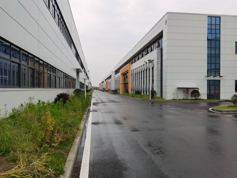 12米高墻頂都帶隔熱的高標準工業園廠房