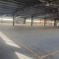 蕭山區時代高架下，235國道旁23000廠房出租，可分組