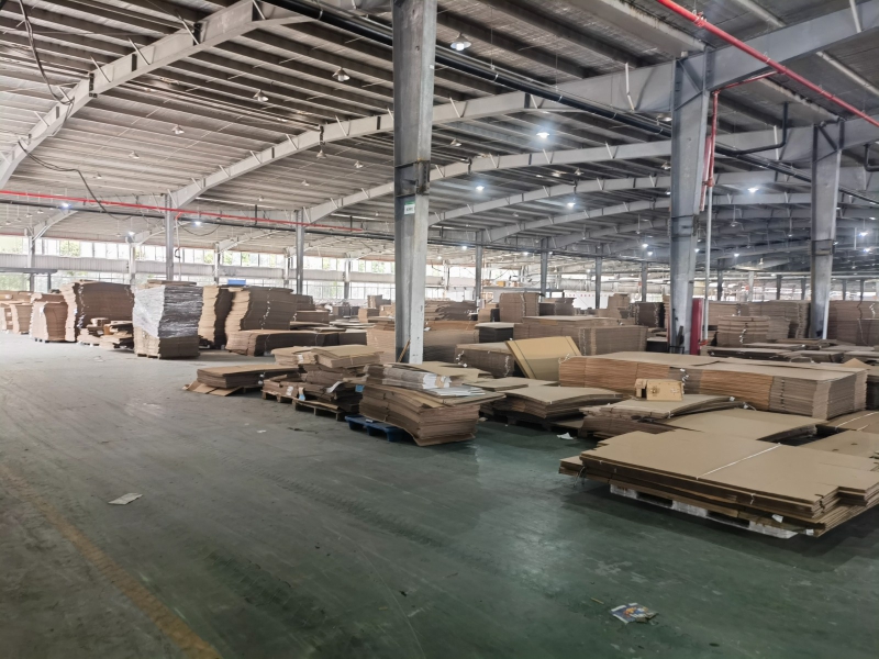 高速口23000方帶月臺(tái)鋼結(jié)構(gòu)廠房出租