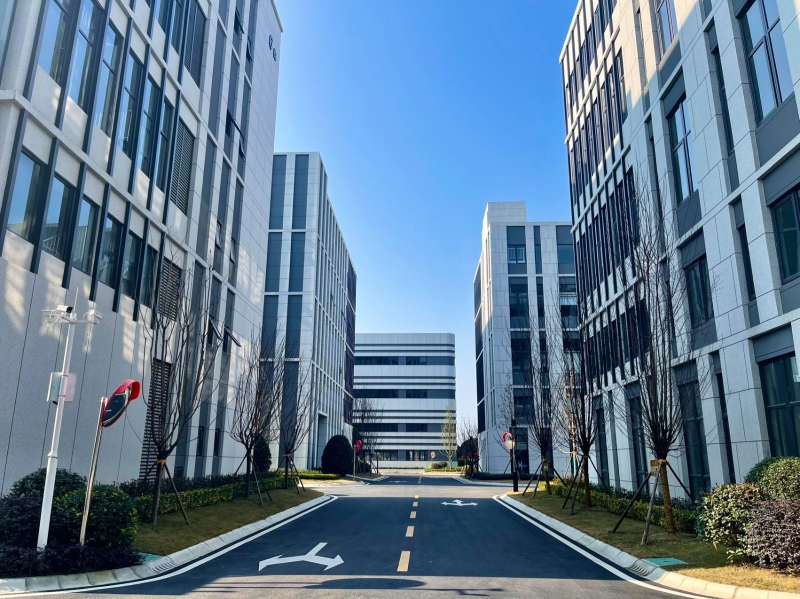 天府生物城稀缺6000平，醫藥園區帶蒸汽工業排污，可環評生產