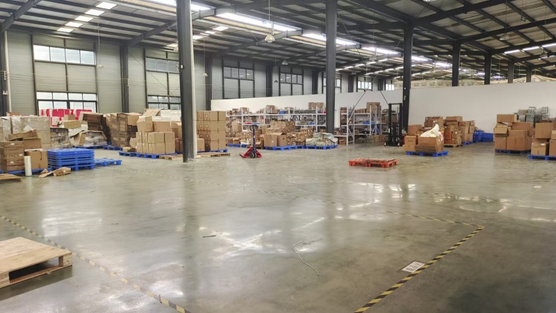 天府新區(qū)帶無車車間的新廠房800-2200平米分租。