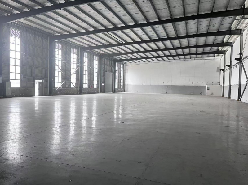 廠房出租（免裝修期，免租期）獨門獨院稀缺廠房