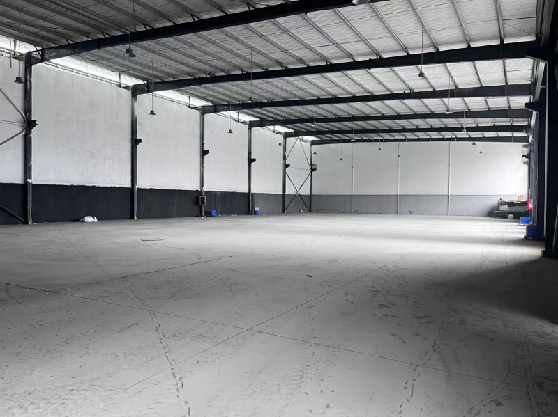 成都產業園區廠房出租(免裝修期,免租期租5年免3年)專業人員辦理入園手續