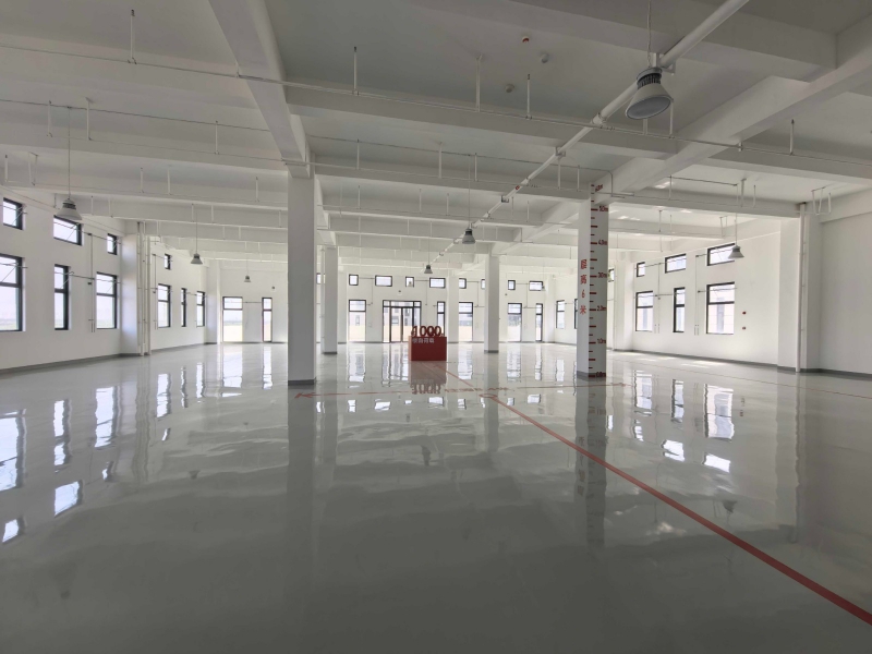 園區(qū)直租,成華地鐵口10米產(chǎn)業(yè)園,有環(huán)評能生產(chǎn)辦公