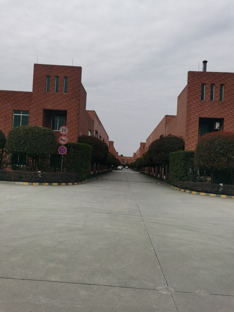 成都華銀工業港