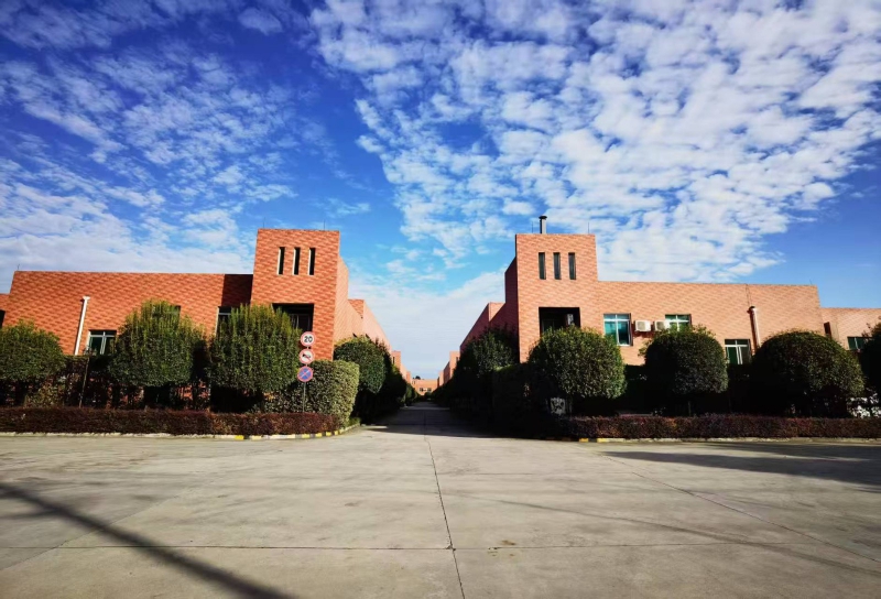 華銀工業(yè)港位于成都海峽兩岸科技開發(fā)園西部