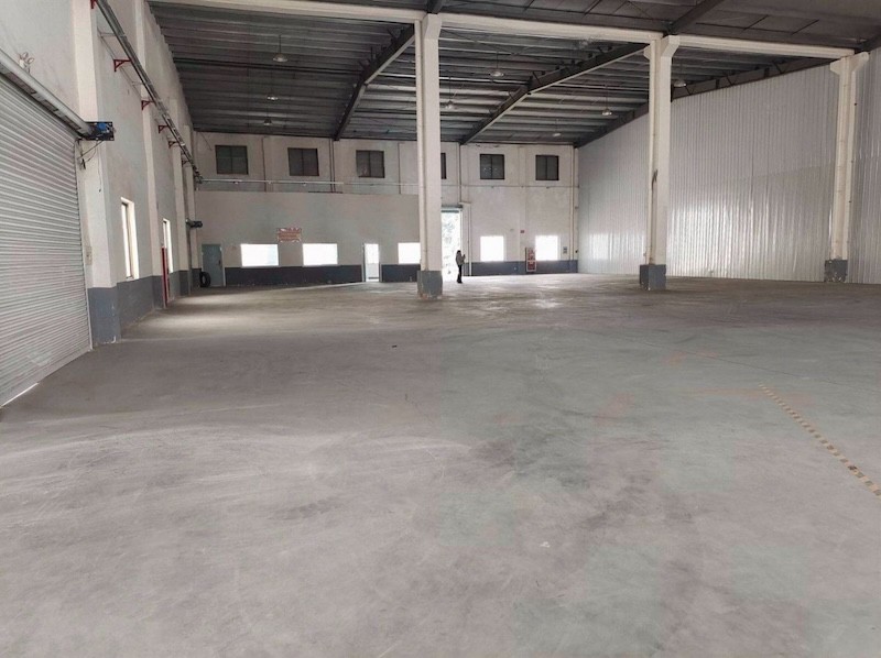 房東直租：嘉定外岡，證件齊全 超大空地 層高9米 大車好進出 戶型方正