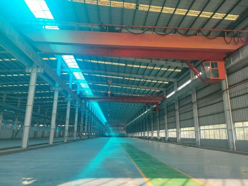 蘿崗8600平鋼桔構(gòu)廠房出租 有行車 可分租