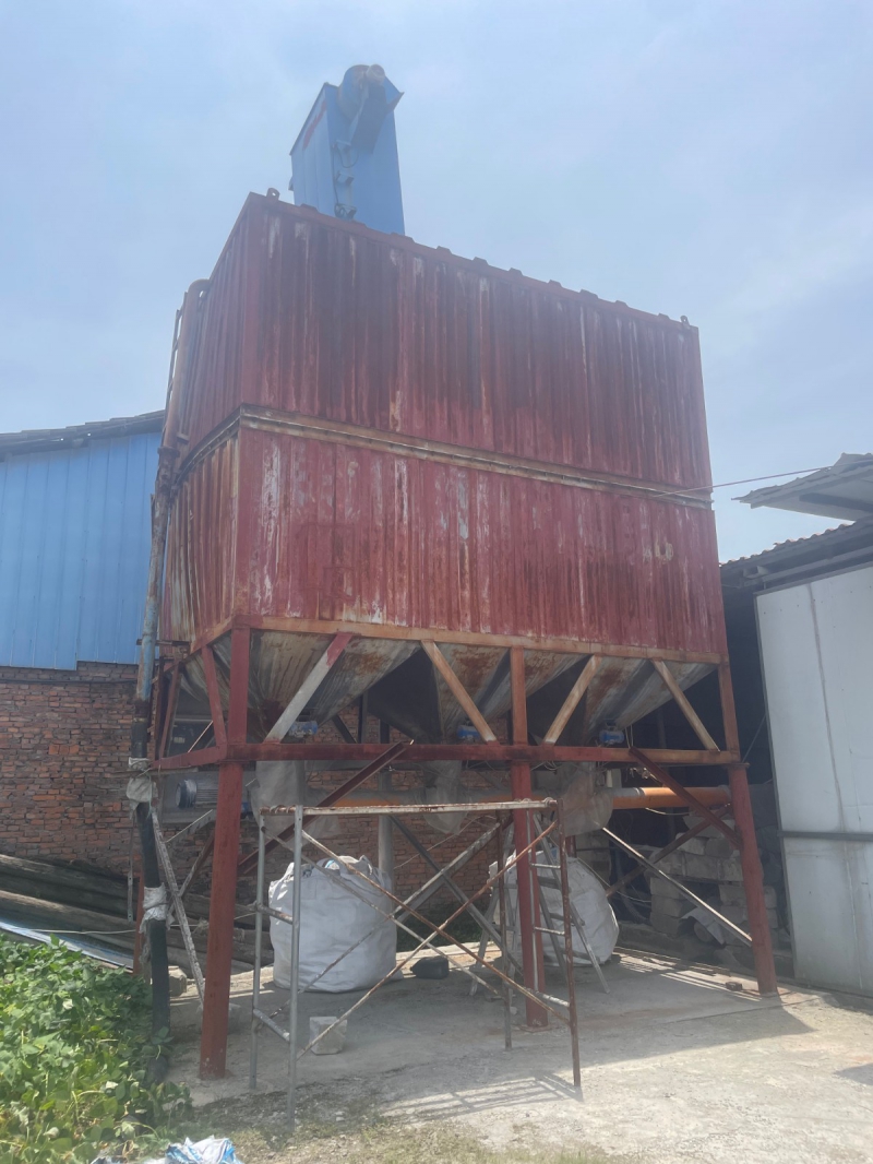 南昌南昌縣 八一鄉蓮謝路2000㎡ 廠房租售層高8米 跨度50米 柱距25米 獨院 可環評 可分租