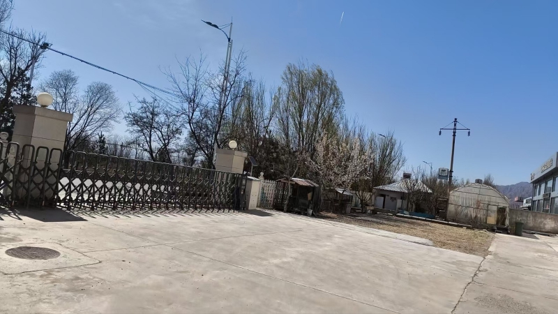 北京西懷來兩個(gè)廠庫房出租出售有天車