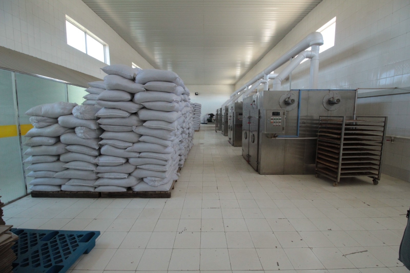 遼寧朝陽(yáng)21000平廠房場(chǎng)地出租出售,水電齊全,臨近高速口,可多方式參與。