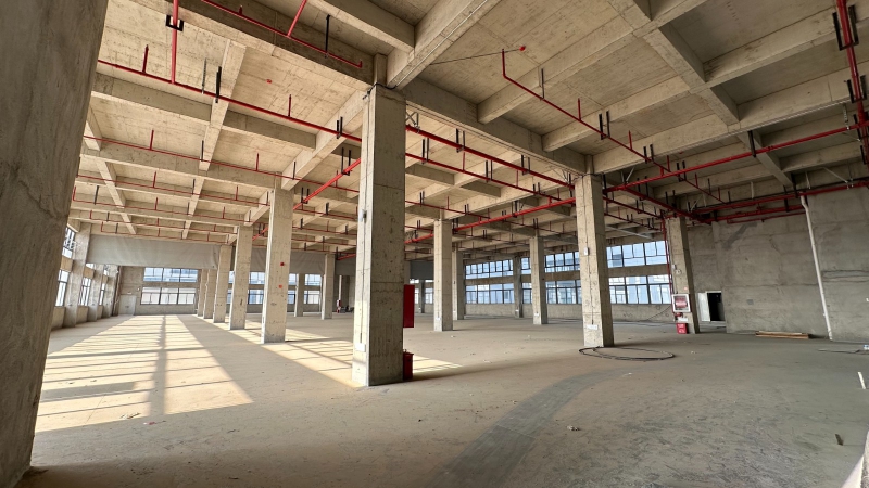 【重磅招租】鄭州航空港區｜整棟8000㎡廠房，層高優越，性價比超高！