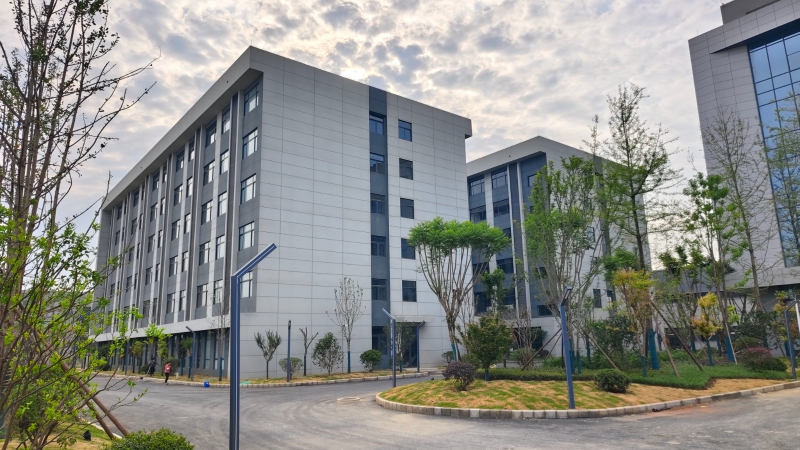 生產(chǎn)+研發(fā)+辦公+倉(cāng)儲(chǔ)一體化空間，龍達(dá)欣能虛位以待